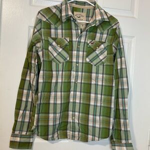 Hollister Men's Green and White Plaid Button-Down Pearl Snap Shirt. Crosslisted